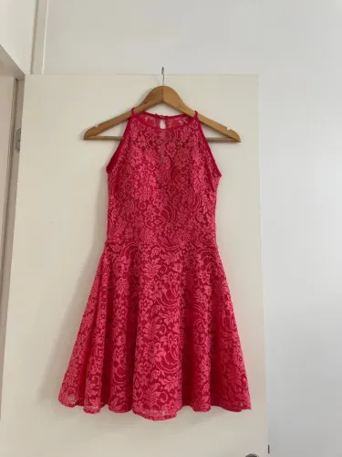 Vestido de renda rosa Juvenil ou PP