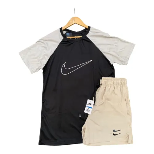 Conjunto Nike - Camiseta e Shorts