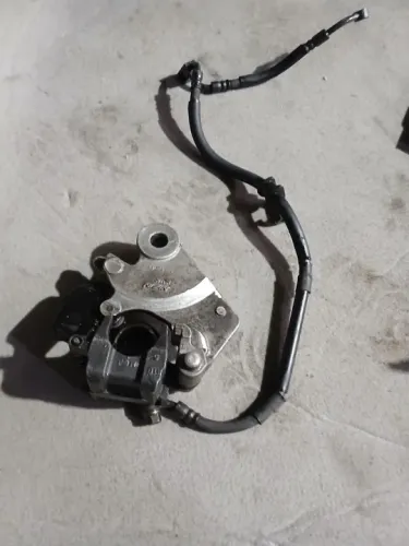 Pinça e cavalete freio cb 300  *