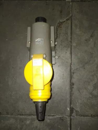 Conector industrial