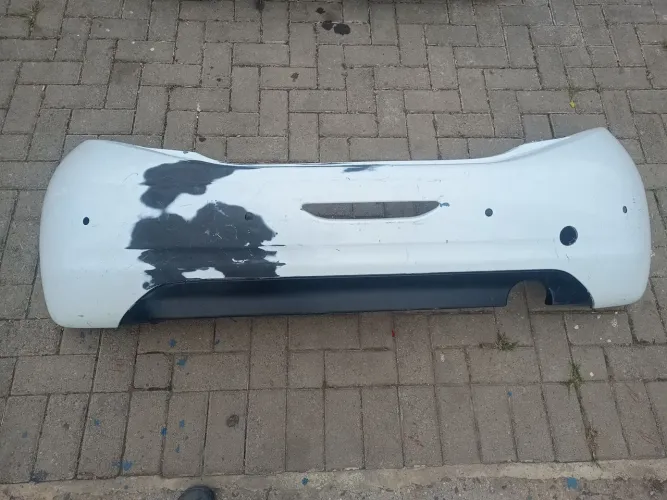 Para-choque traseiro Peugeot 208 2013 s 2019