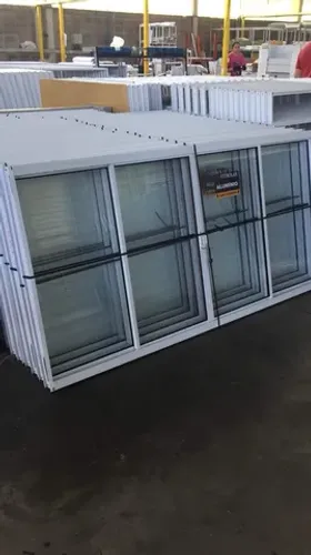 Vitro correr Aluminio 150 branco com vidro