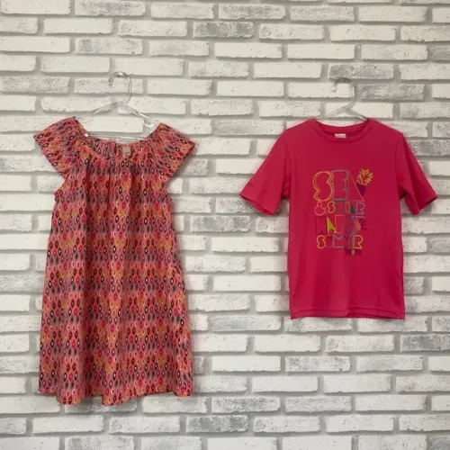 Kit Vestido Estampado Coral Yeapp + Camiseta de Praia Rosa Tribord Decathlon Tamanho 6