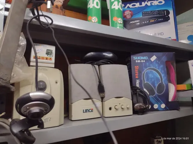 Vendo assessórios p computador ?