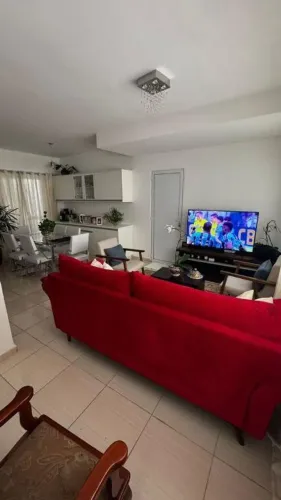 Sobrado à venda em Cotia, Aguassaí, com 3 quartos, com 76.8 m², Residencial Vila Bella Agu