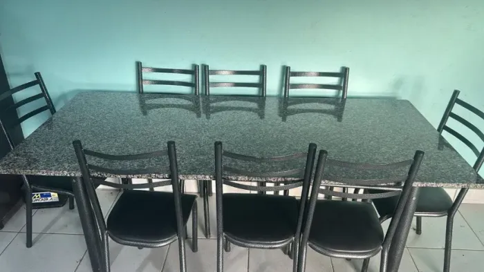Conjunto de Mesa Retangular 180x75cm 8 cadeiras