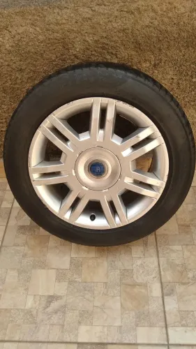 Jogo de Rodas Fiat Stilo com Pneus