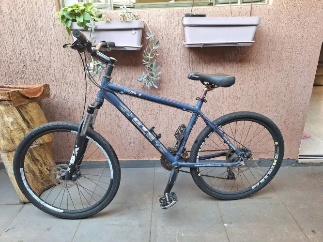 Bicicleta GTS Alpha 2 Aro 26 - Freio a Disco - Ótimo Estado