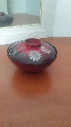 Potiche em plástico