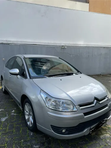 Citroen C4 2011 2.0 Automático