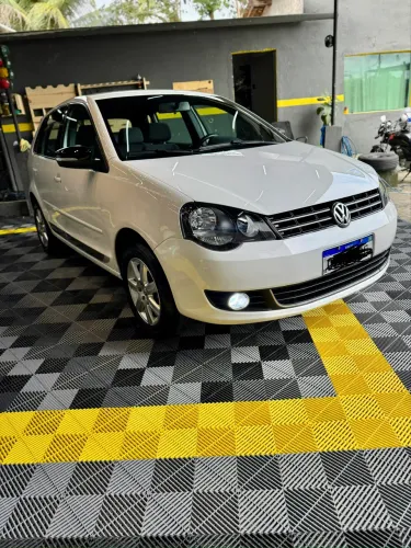 Volkswagen Polo Sportline 1.6 MI Total Flex 8V 5P 2013
