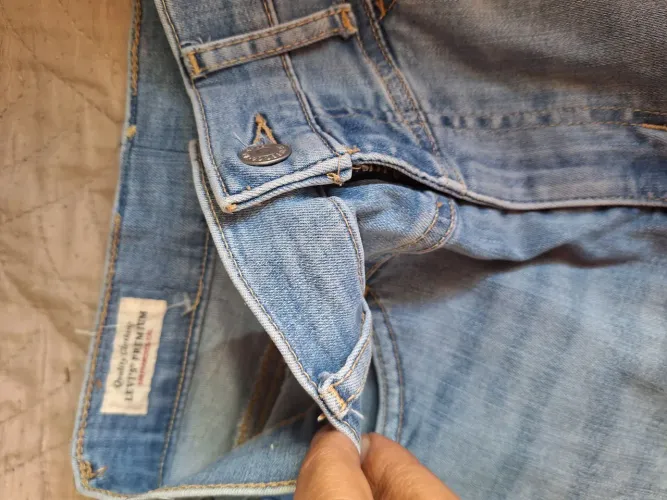 Calça Jeans Levi's Premium - Azul Claro original 34, semi nova