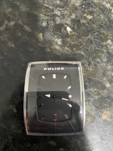Relógio Police Sem Pulseira Vidro Quebrado 