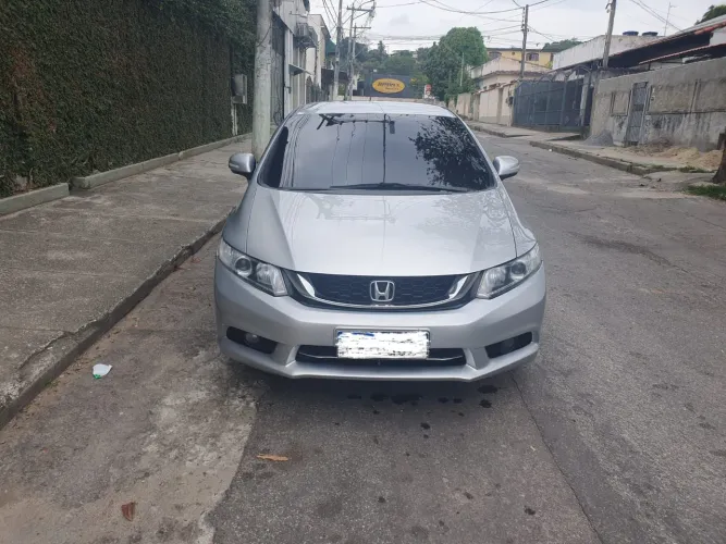 Honda Civic Sedan LXR 2.0 Flexone 16V Aut. 4P 2016