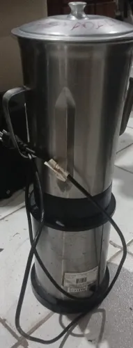 LIQUIDIFICADOR INDUSTRIAL EM AÇO INOX - POTENTE E RESISTENTE!