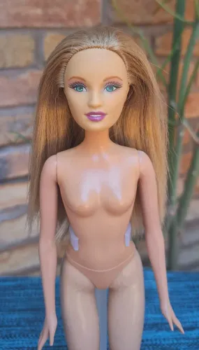 Antiga boneca Summer amiga da Barbie da Mattel