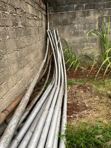 Poste de luz galvanizado