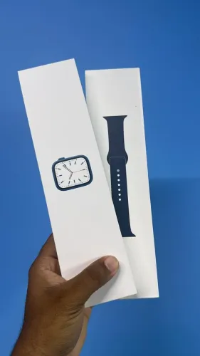 Apple Watch Series 7 45MM gps Completo : caixa, carregador e pulseira  91%.