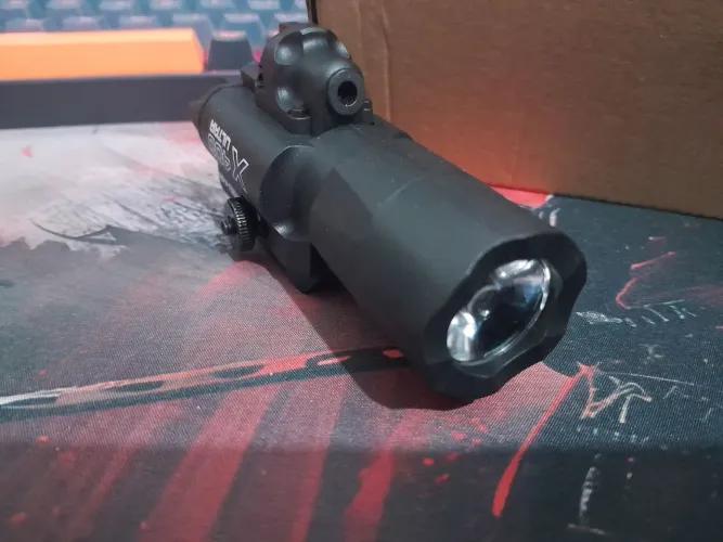 Lanterna e laser 