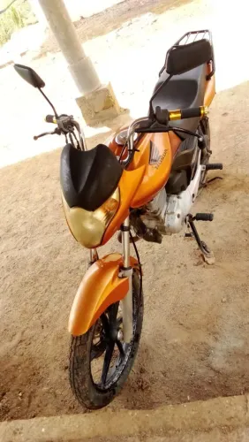 Boa tarde só trocar o pneu traseiro e encher o tanque 