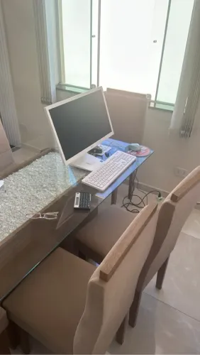 iMac Apple - Computador All-in-One Design Elegante