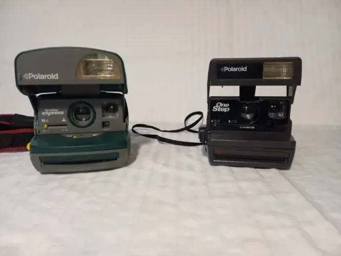 Lote Duas Câmeras Fotográficas Polaroid Preto