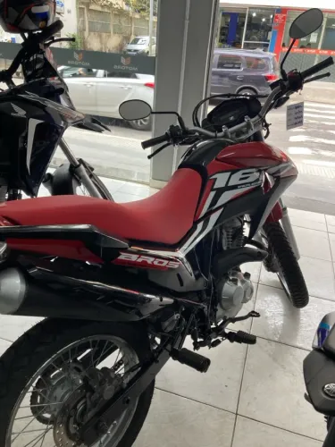 OPORTUNIDADE! BROS 160cc vermelha