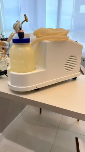 Lipoaspirador a vácuo cirúrgico 3003PO