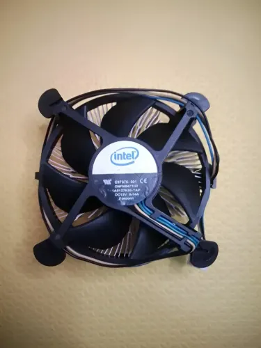 Cooler Intel Socket 775 Original (usado)