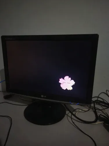 Monitor LG Flatron W1752T