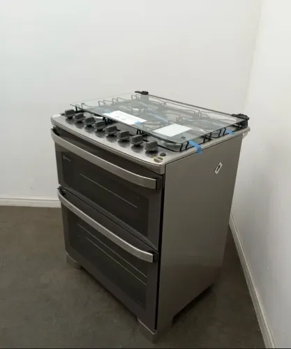 Fogão Electrolux, dois fornos, com alvaria, com garantia e nota fiscal.