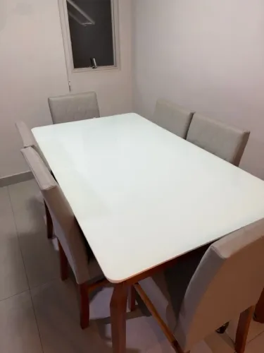Mesa de 6 Lugares