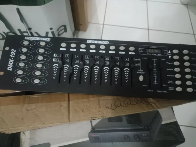 Vendo mesa DMX