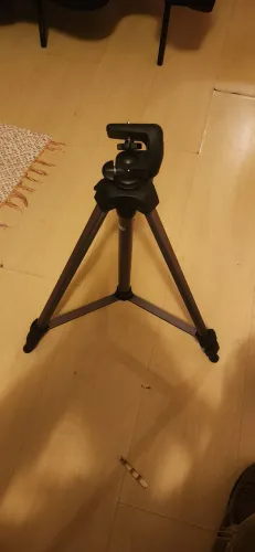 tripé fotográfico da marca Vanguard, modelo VT-131