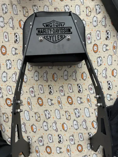 Harley Davidson sissy bar e banco 