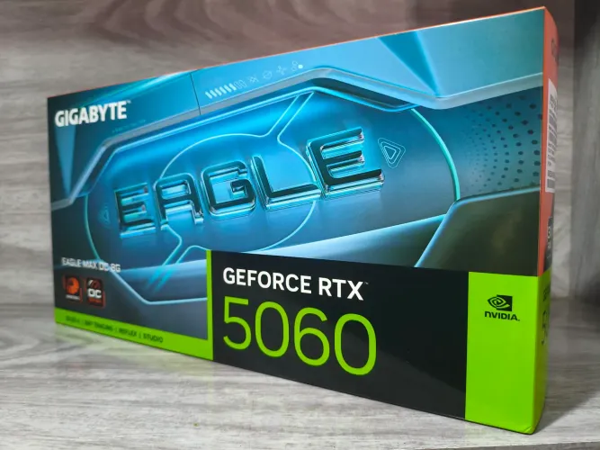 Placa de Vídeo RTX 5060 Gigabyte Eagle Max OC 8GB