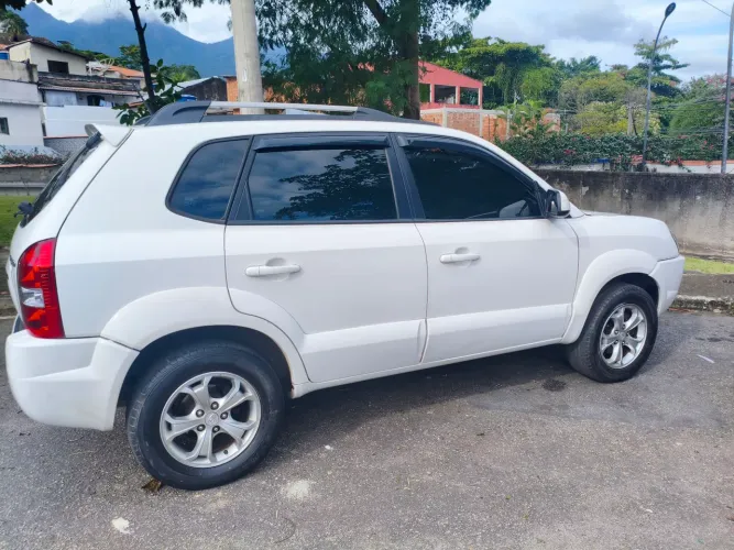 Hyundai Tucson 2.0 16V Flex Aut. 2015