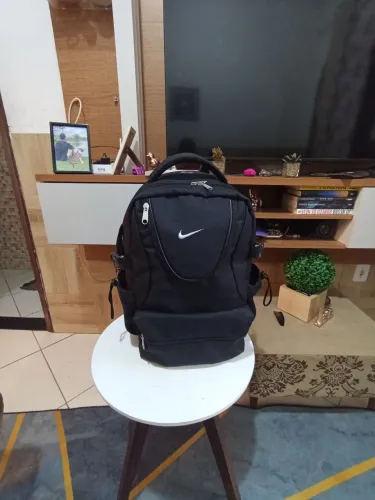 Mochila reforçada com material super resistente