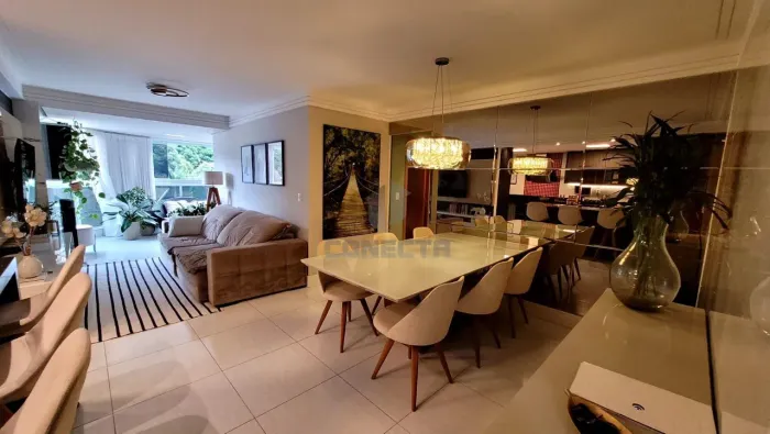 Apartamento na Praia da Costa - 3 quartos, 1 suíte, montado, 1 quadra do mar.