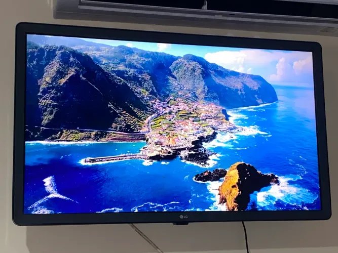 TV LG Smart 32 Perfeita