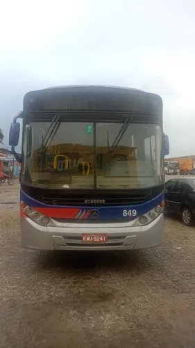 Ônibus Mercedes 2013