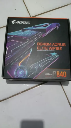 Placa mãe gigabyte aorus
