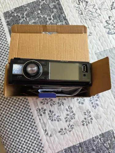 Rádio  para carros  com CD 