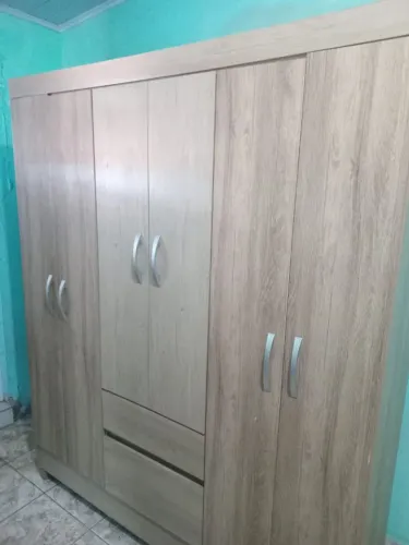 Armário Solteiro em bom estado 