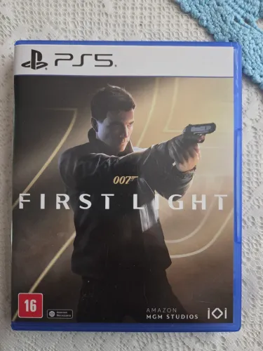 007 First Light - PS5 (Mídia Física)