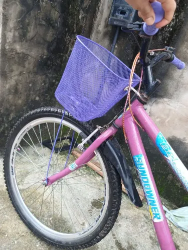 Vendo bicicleta aro 26 pneu e aero novo como na foto