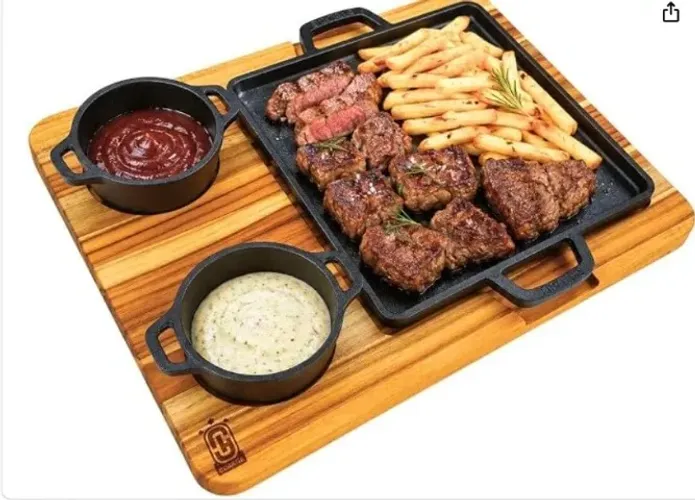 Tábua de Churrasco Madeira Com Chapa E Cumbuca de Ferro Fundido