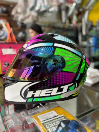 CAPACETE HELT SEMINOVO - ESTILO + SEGURANÇA ?
