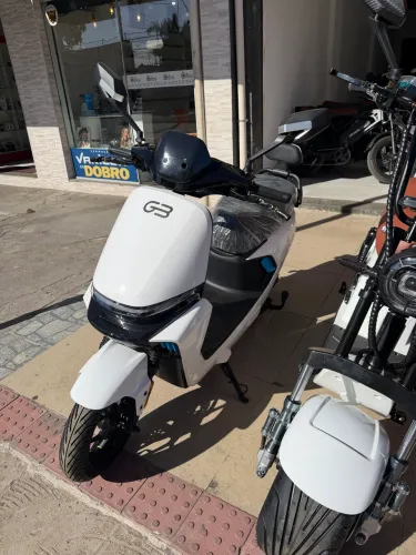 Scooter Elétrica N9