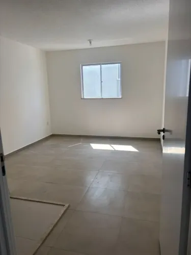 Alugo AP no condomínio Moradas Ville - Bairro Papagaio